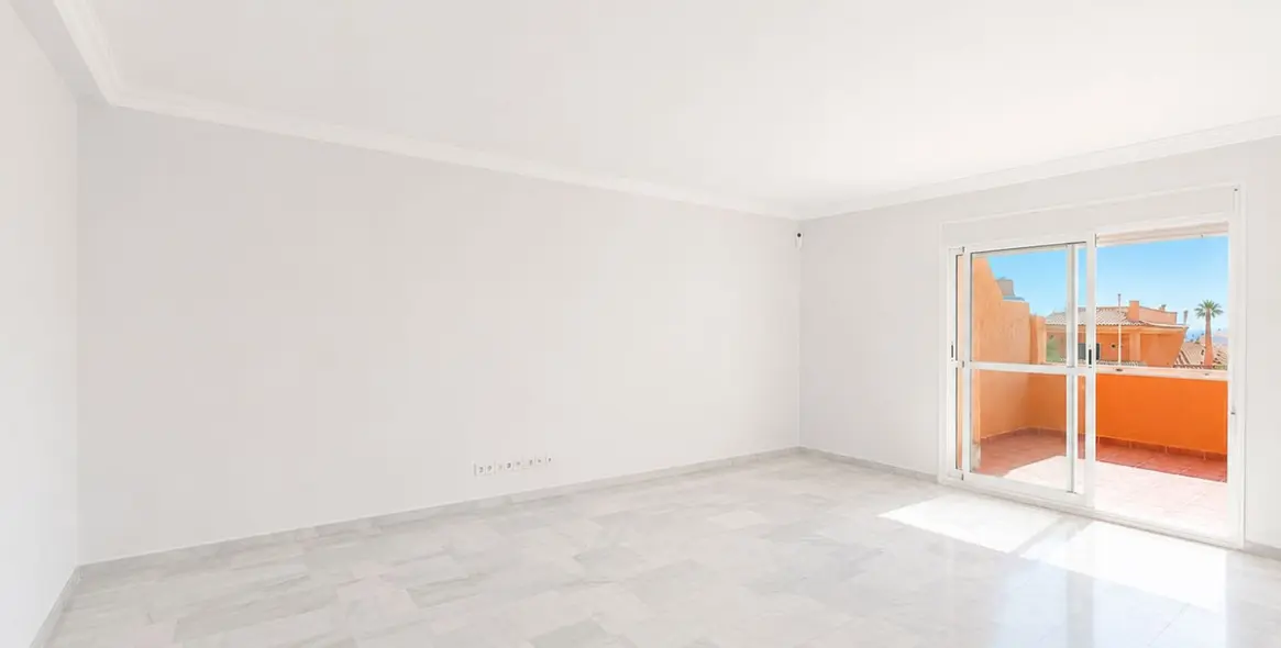 Venta de apartamento en planta baja en Estepona 14