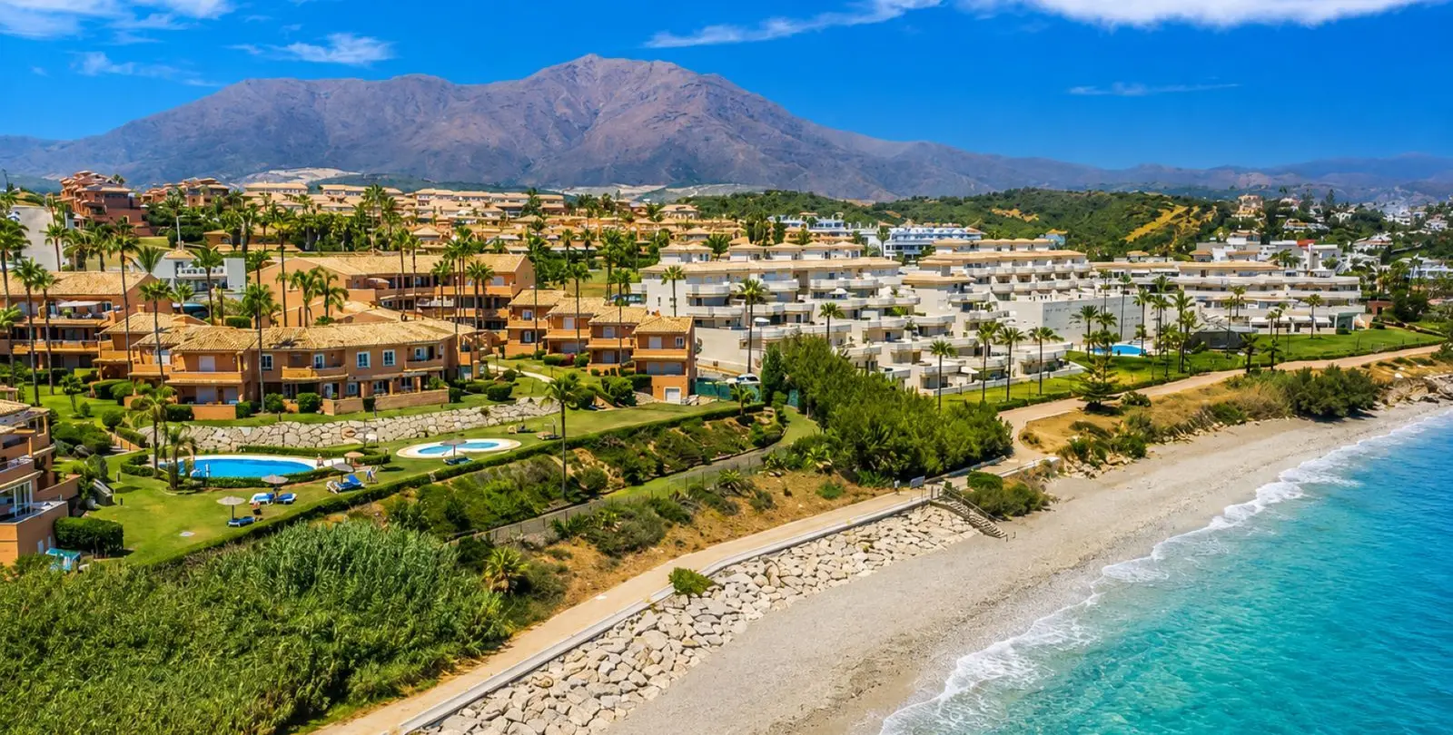 Venta de apartamento en planta baja en Estepona 4