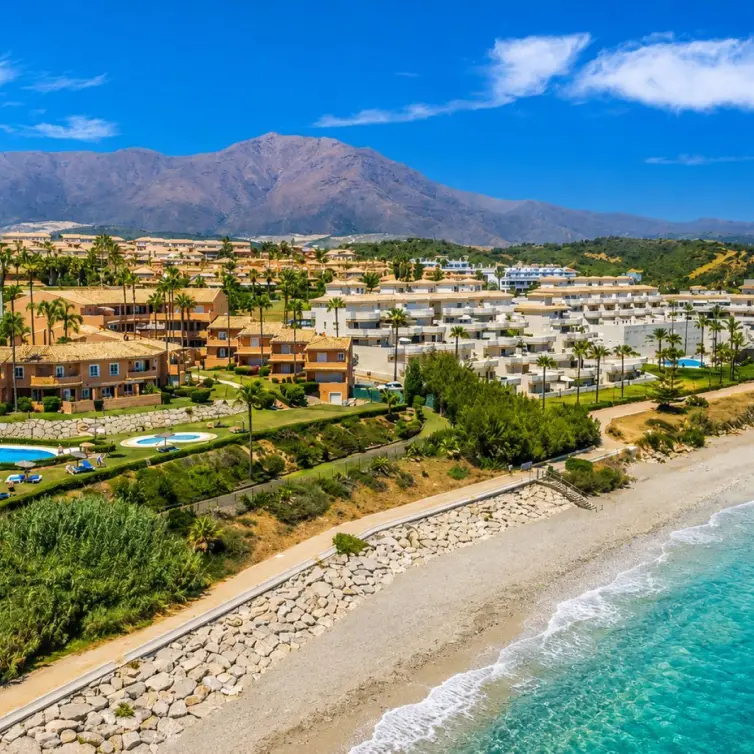 Venta de apartamento en planta baja en Estepona