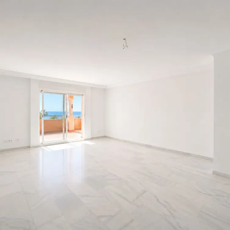 Venta de apartamento en planta baja en Estepona