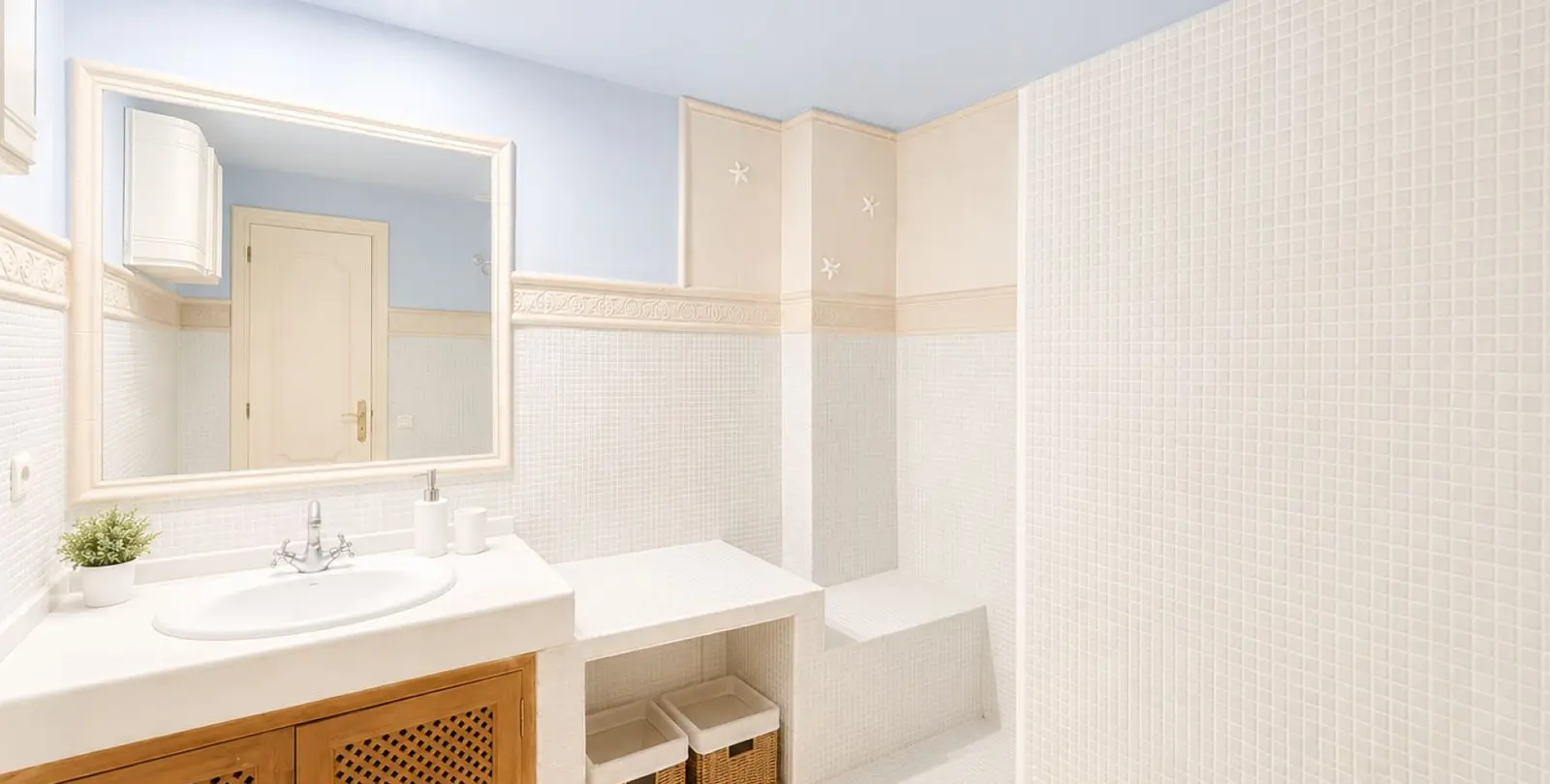 Venta de apartamento en planta baja en Estepona 20