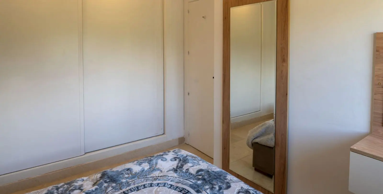 Venta de apartamento en planta baja en Estepona 11