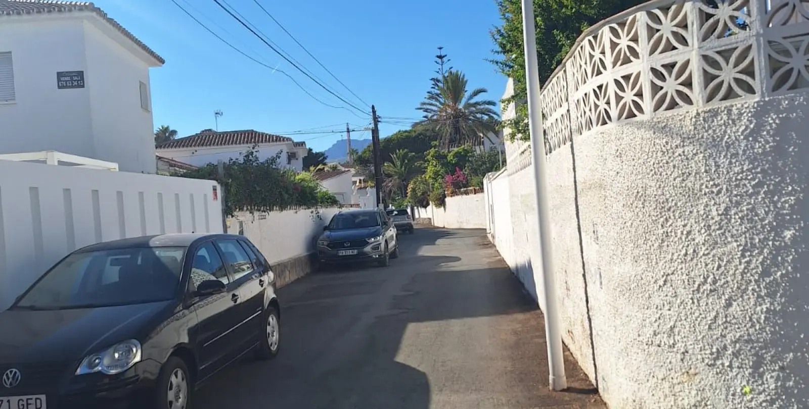 Sale of detached villa in Costabella 24