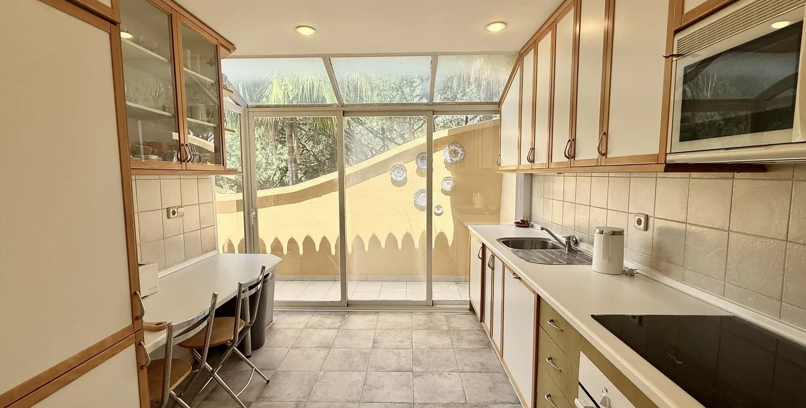Sale of penthouse in Río Real 20