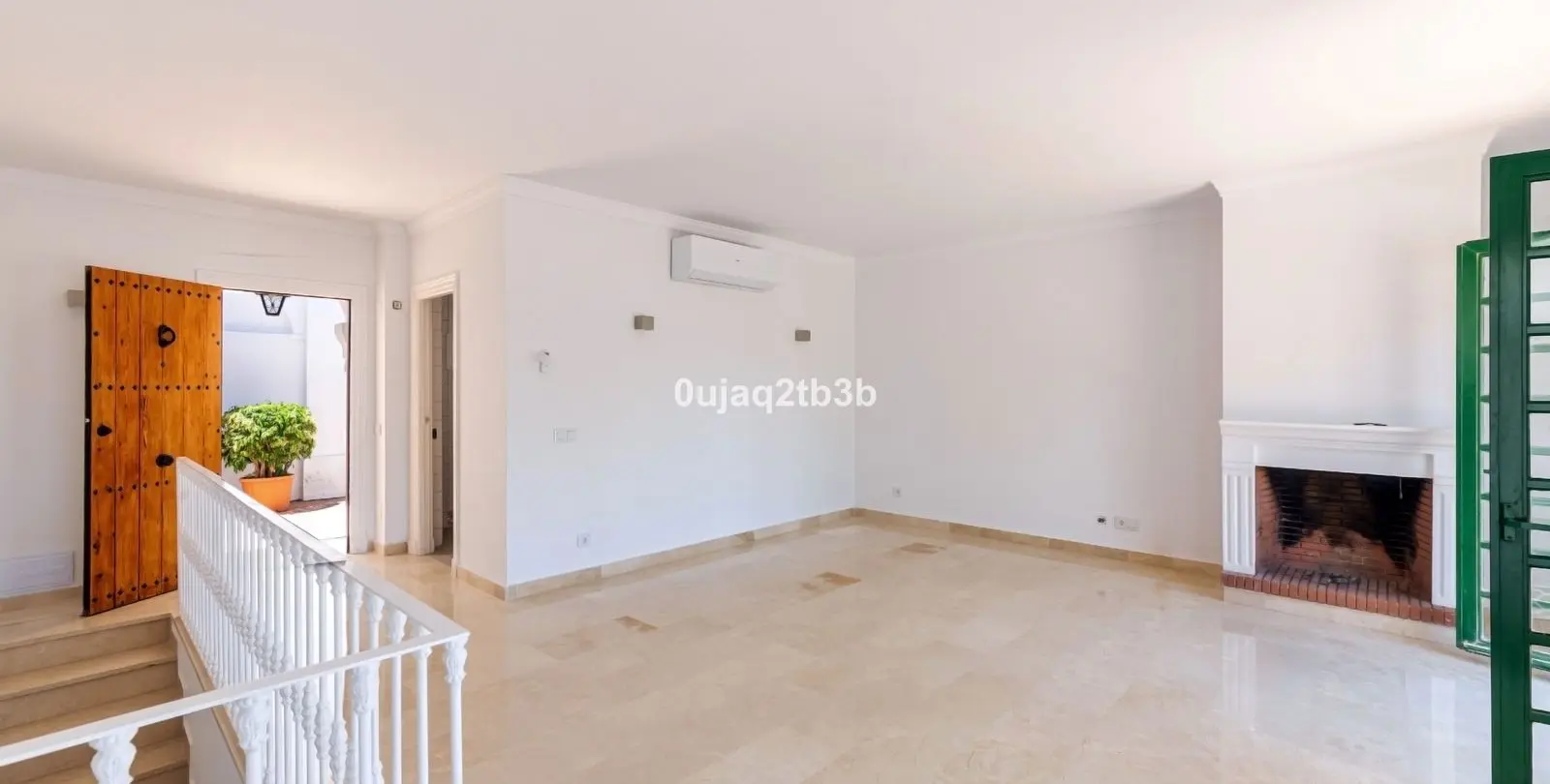 Long-term rent of townhouse in Aloha 7