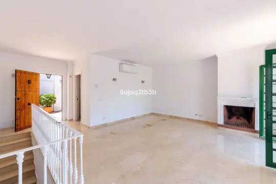 Image 7 thumb
