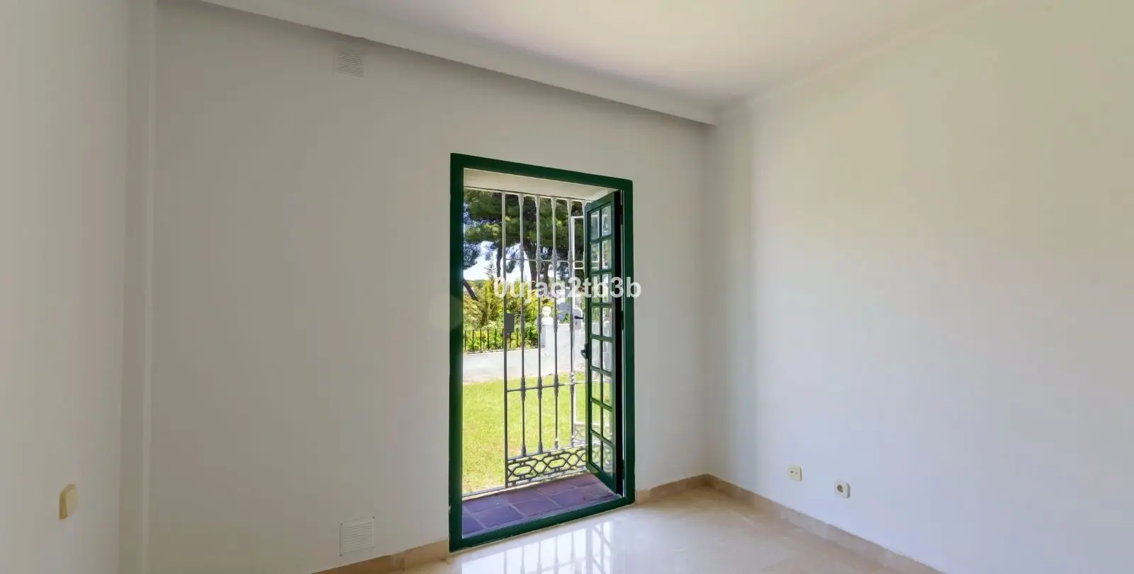 Long-term rent of townhouse in Aloha 15