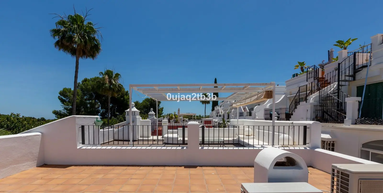 Long-term rent of townhouse in Aloha 22
