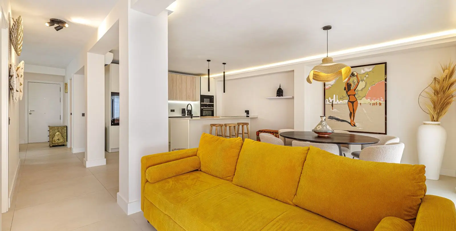 Продажа апартаментов на среднем этаже в Marbella 12