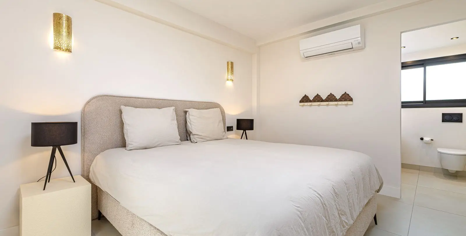 Продажа апартаментов на среднем этаже в Marbella 25