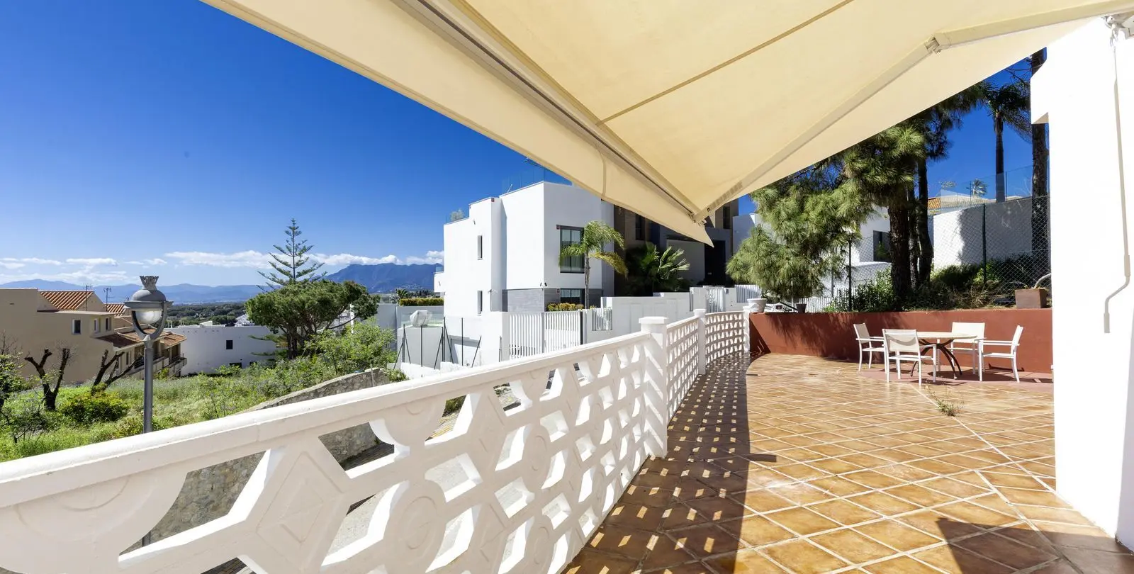 Sale of detached villa in Marbella 6