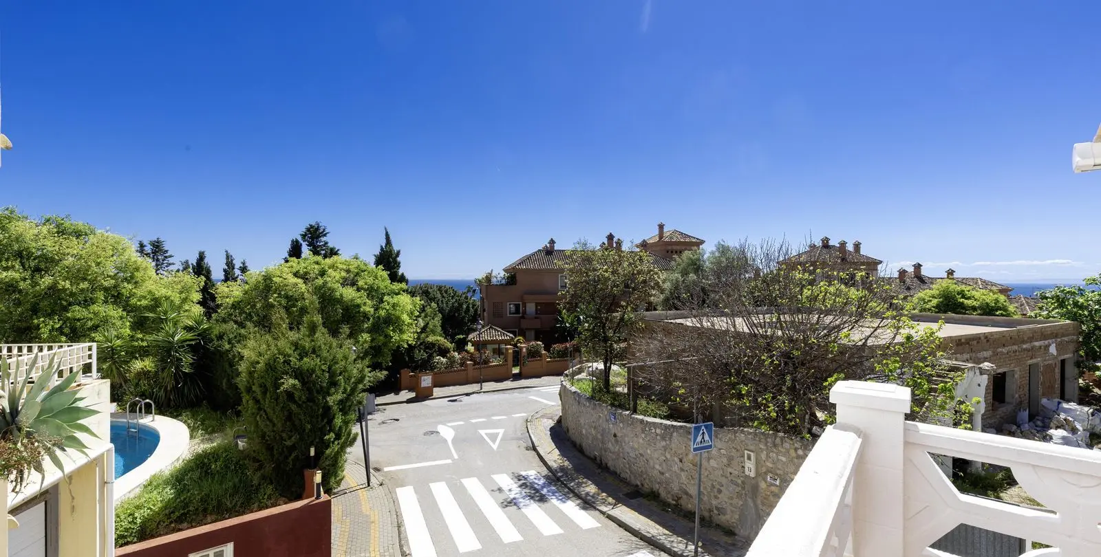 Sale of detached villa in Marbella 8