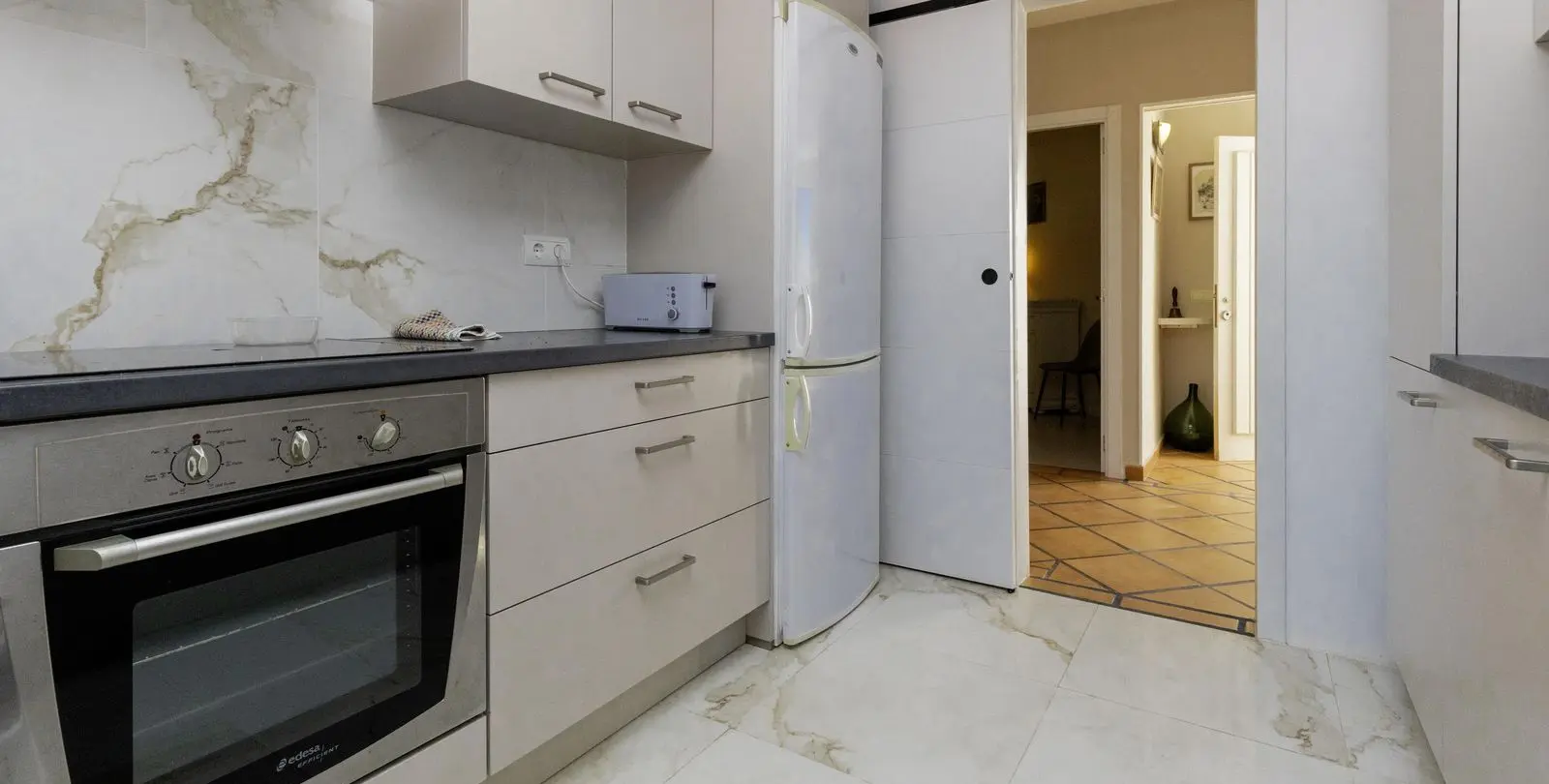 Sale of detached villa in Marbella 17