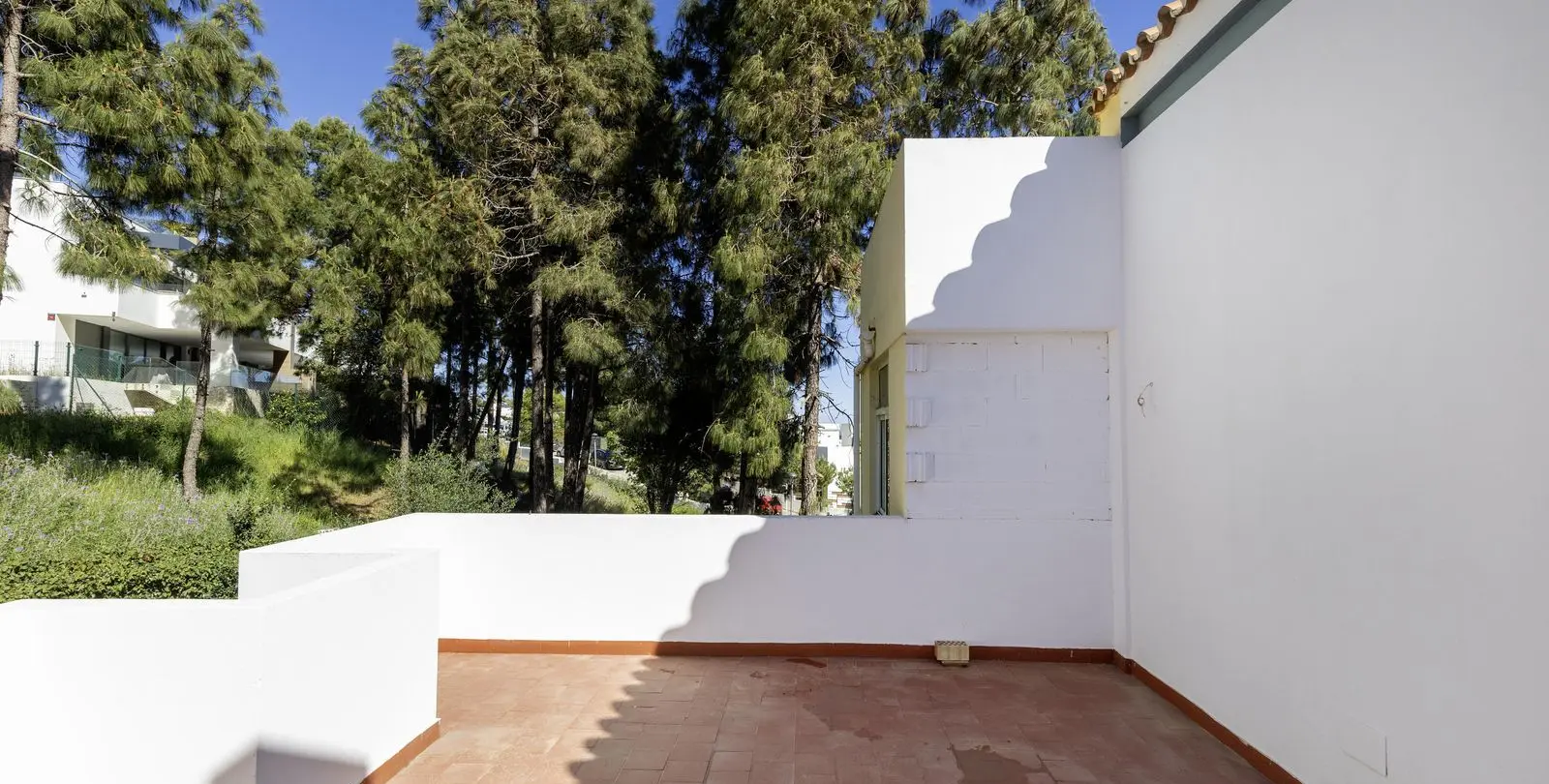 Sale of detached villa in Marbella 35
