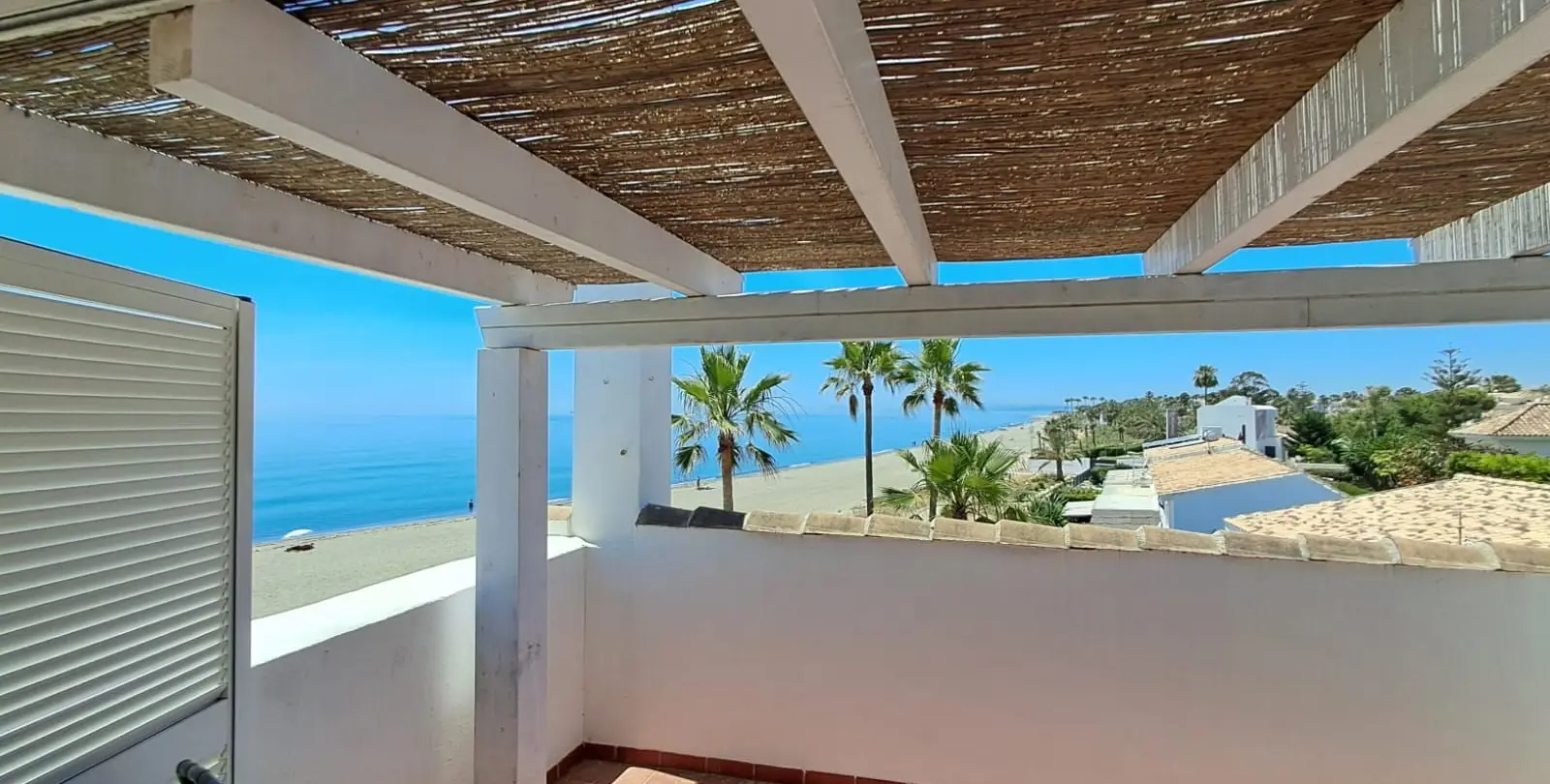 Venta de villa independiente en Estepona 4