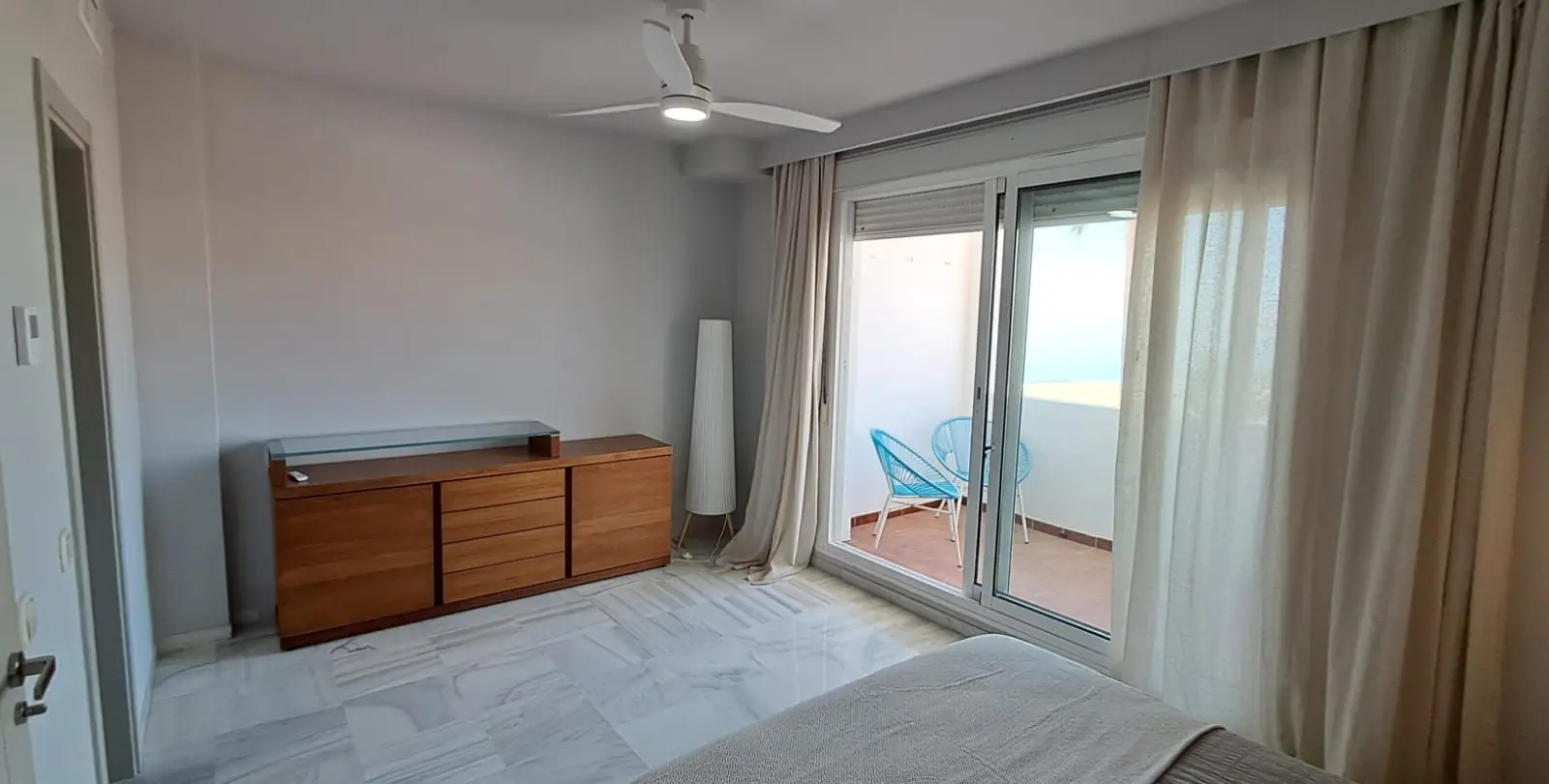 Venta de villa independiente en Estepona 22