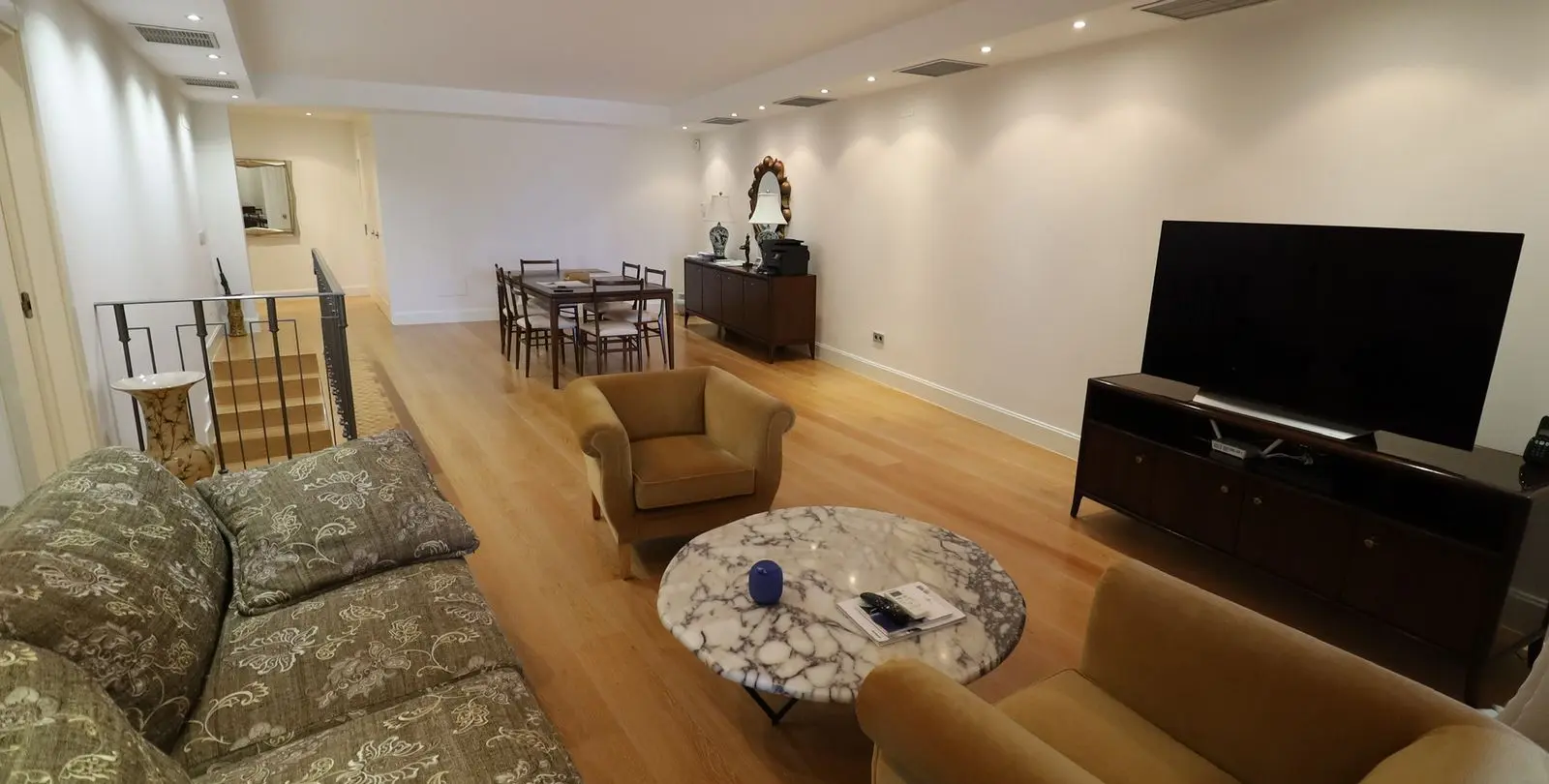 Venta de apartamento en planta baja en San Pedro de Alcántara 15