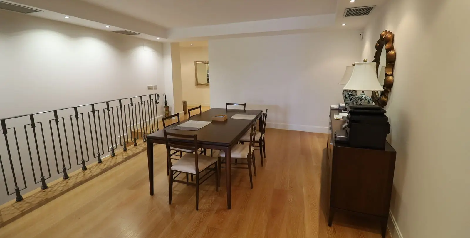 Venta de apartamento en planta baja en San Pedro de Alcántara 16