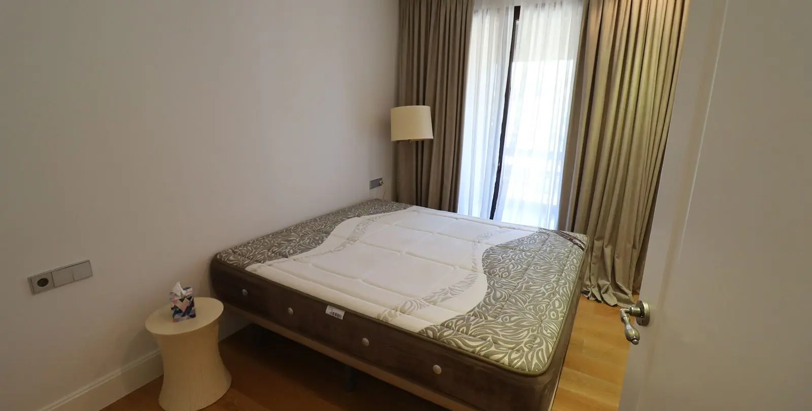Venta de apartamento en planta baja en San Pedro de Alcántara 29