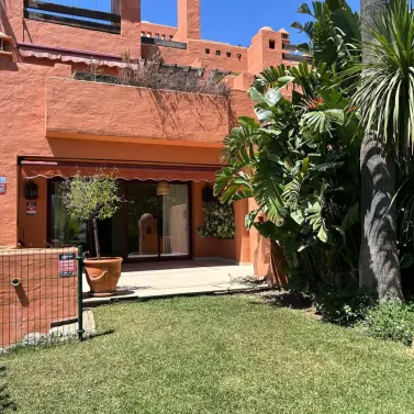 Venta de casa pareada en The Golden Mile