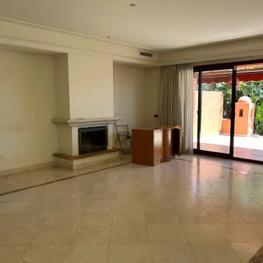 Venta de casa pareada en The Golden Mile