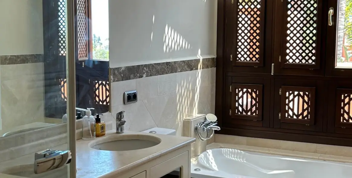 Venta de casa pareada en The Golden Mile 23