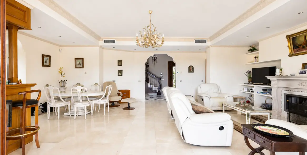 Venta de villa independiente en La Quinta 9
