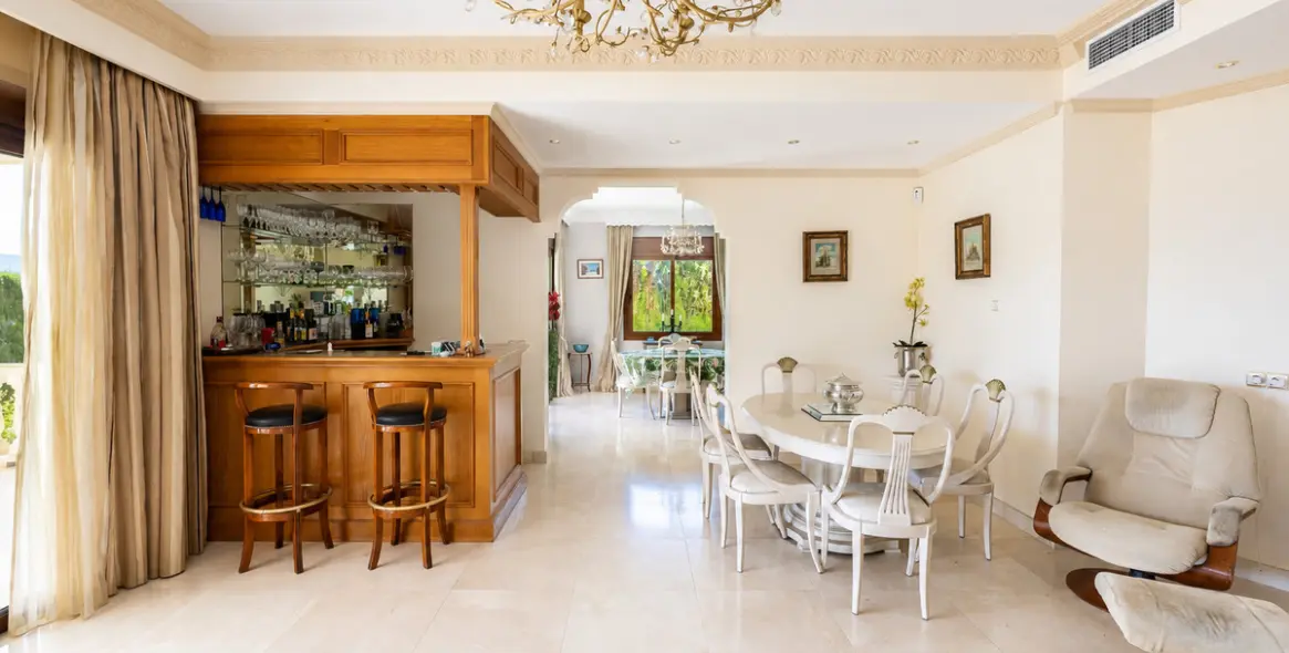 Venta de villa independiente en La Quinta 12