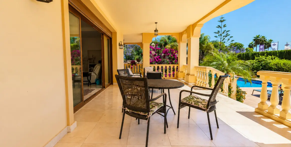 Venta de villa independiente en La Quinta 23