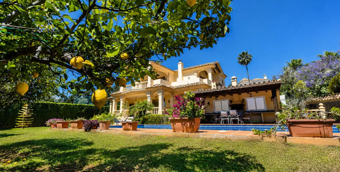 Venta de villa independiente en La Quinta 40
