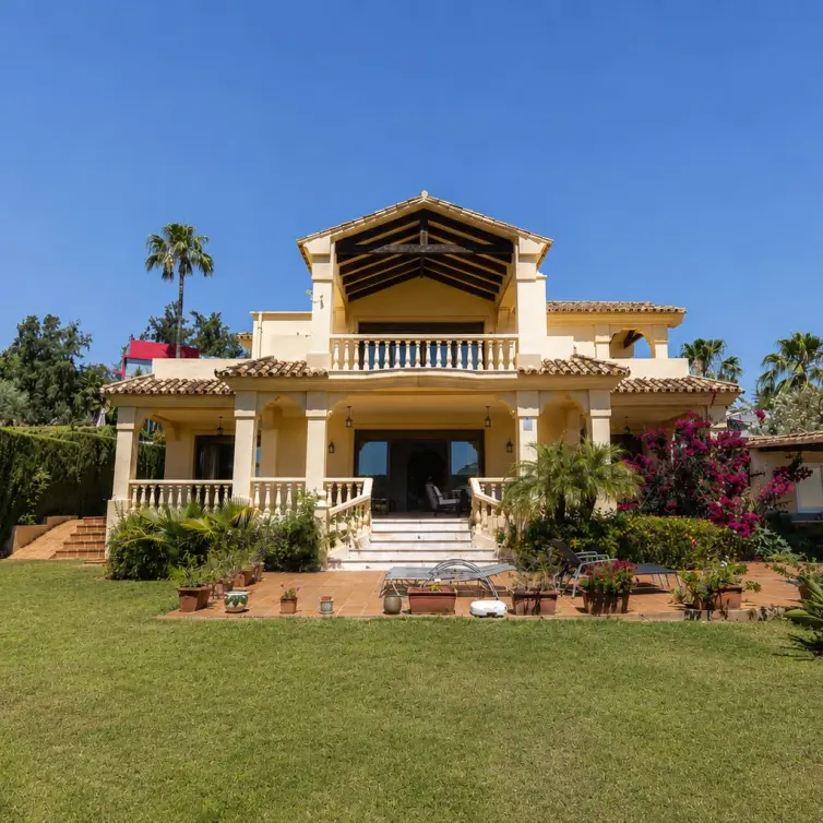 Venta de villa independiente en La Quinta