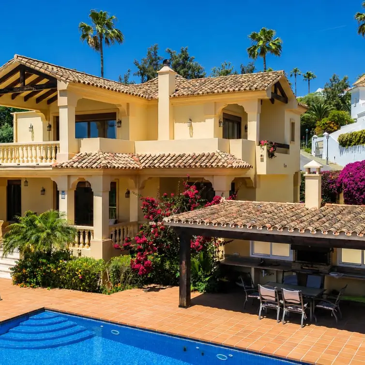 Venta de villa independiente en La Quinta