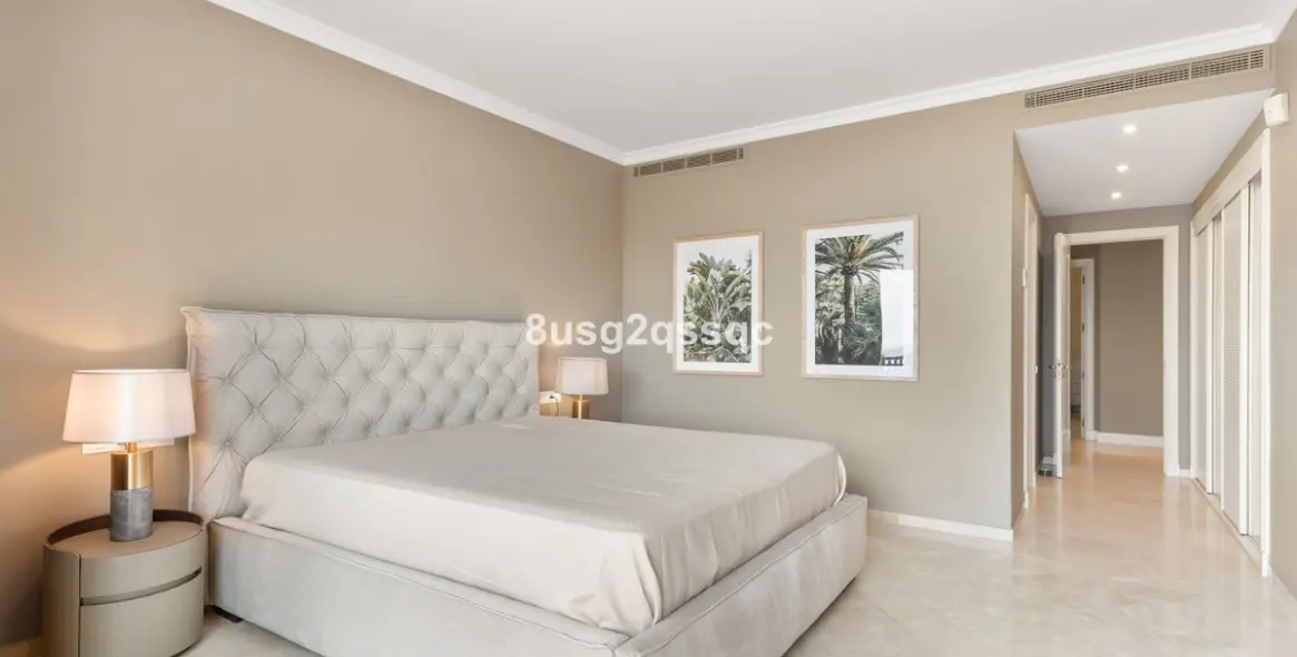 Venta de apartamento en planta media en Costalita 6