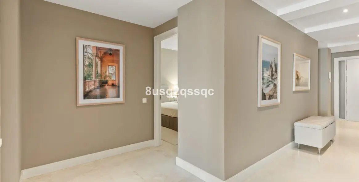 Venta de apartamento en planta media en Costalita 27