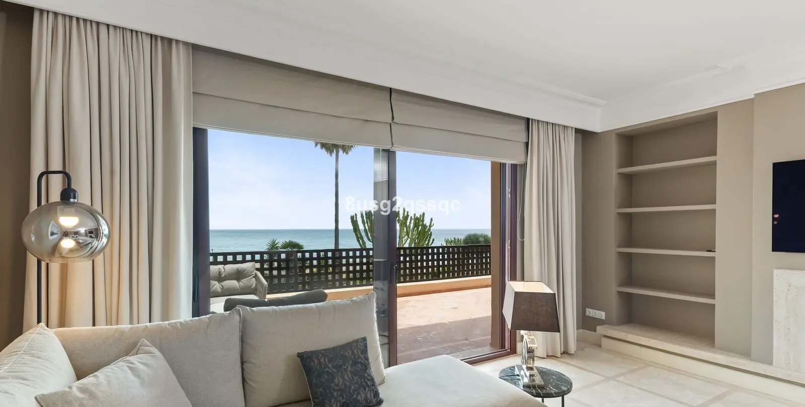 Venta de apartamento en planta media en Costalita 30