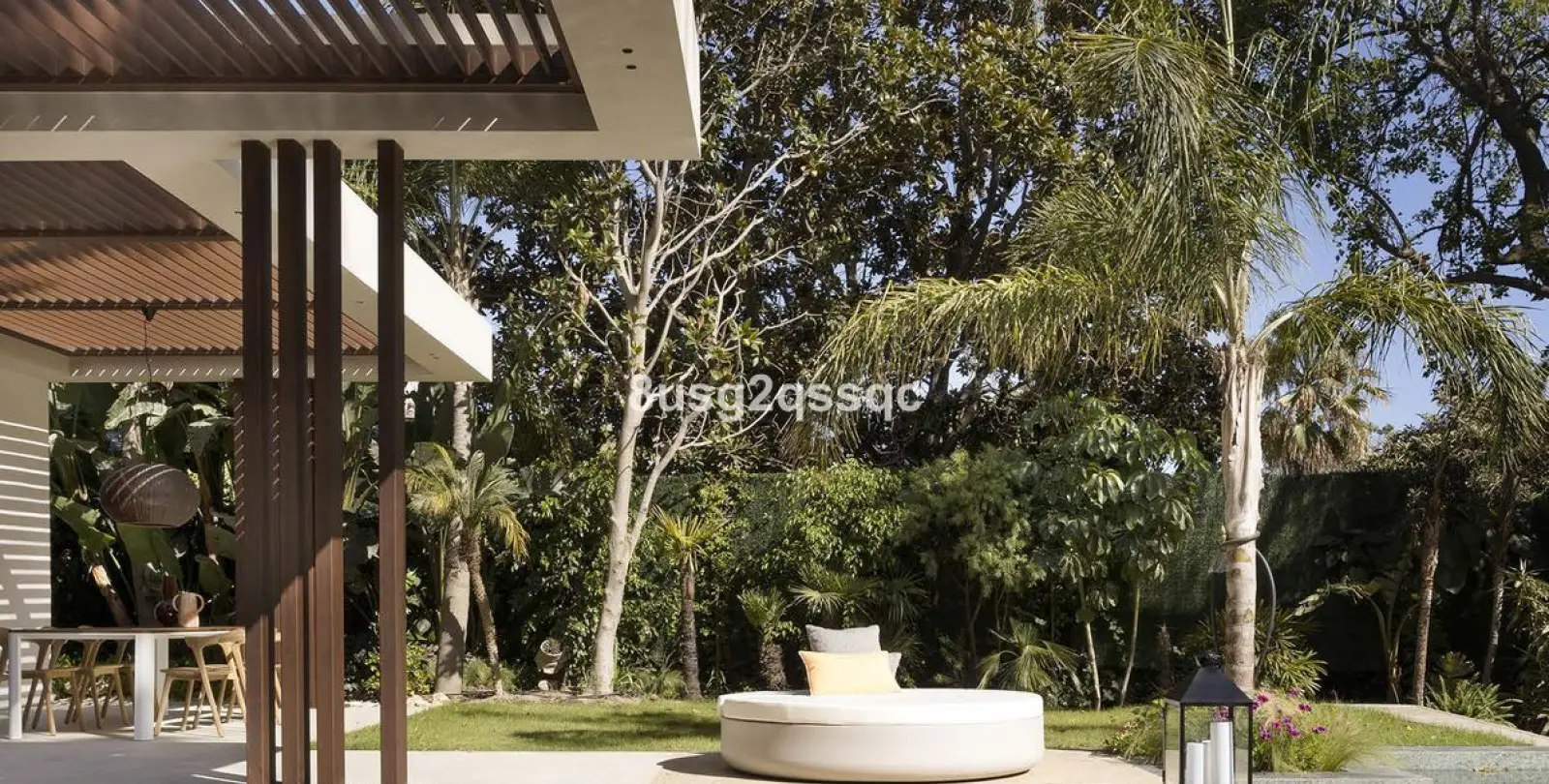 Sale of detached villa in Marbella 17