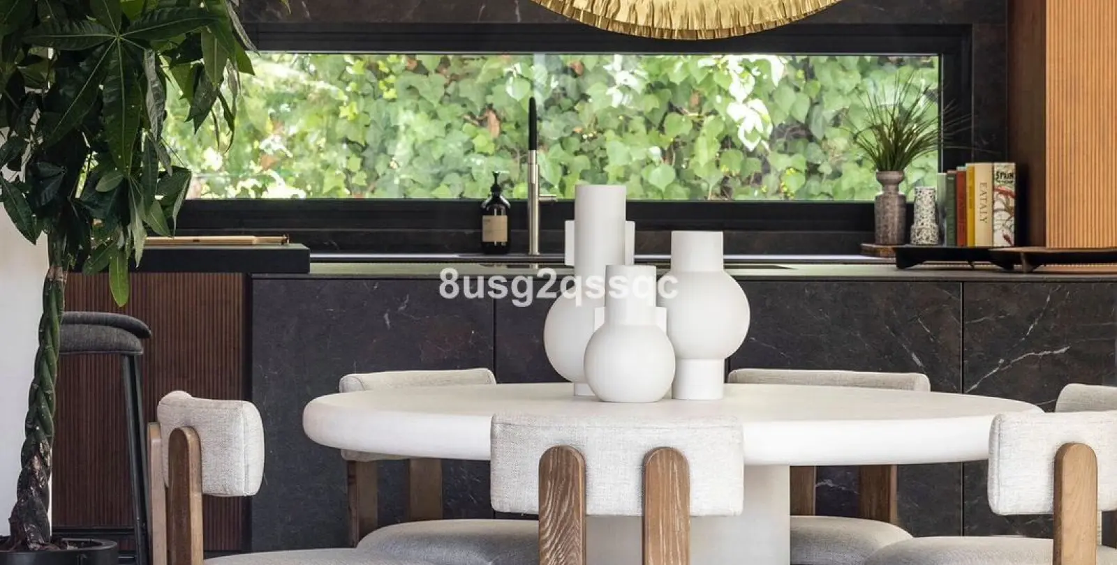 Sale of detached villa in Marbella 35