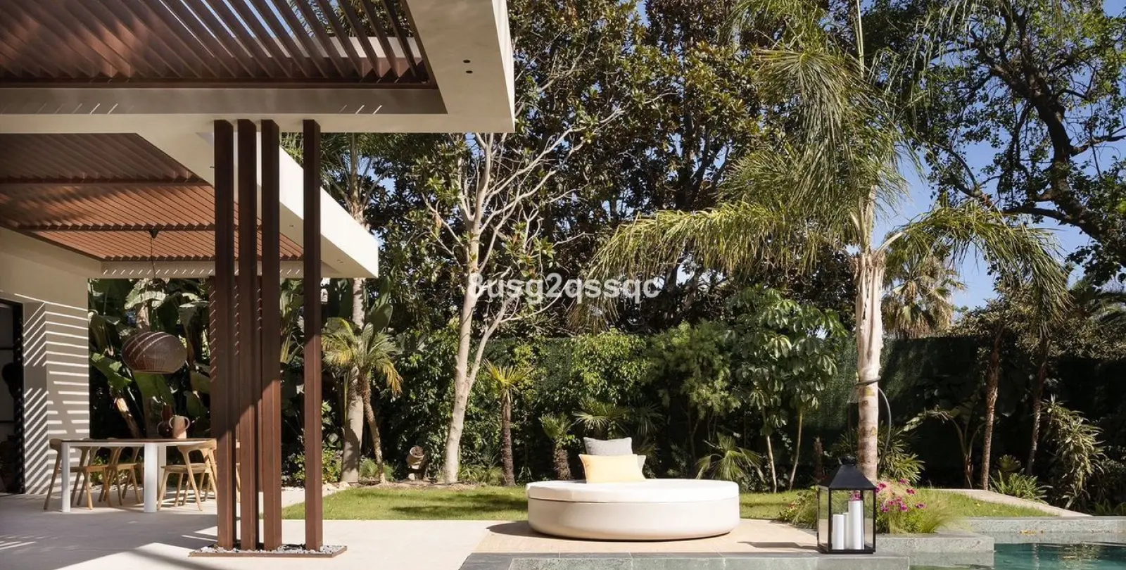 Sale of detached villa in Marbella 43