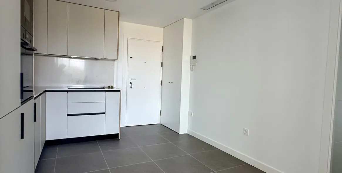 Long-term rent of middle floor apartment in Mijas Costa 6