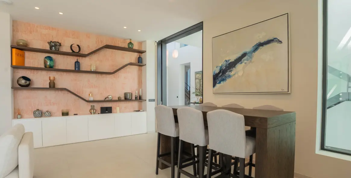 Short-term rent of detached villa in Estepona 23