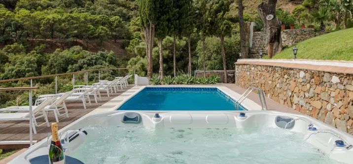 Long-term rent of detached villa in Benahavís 0