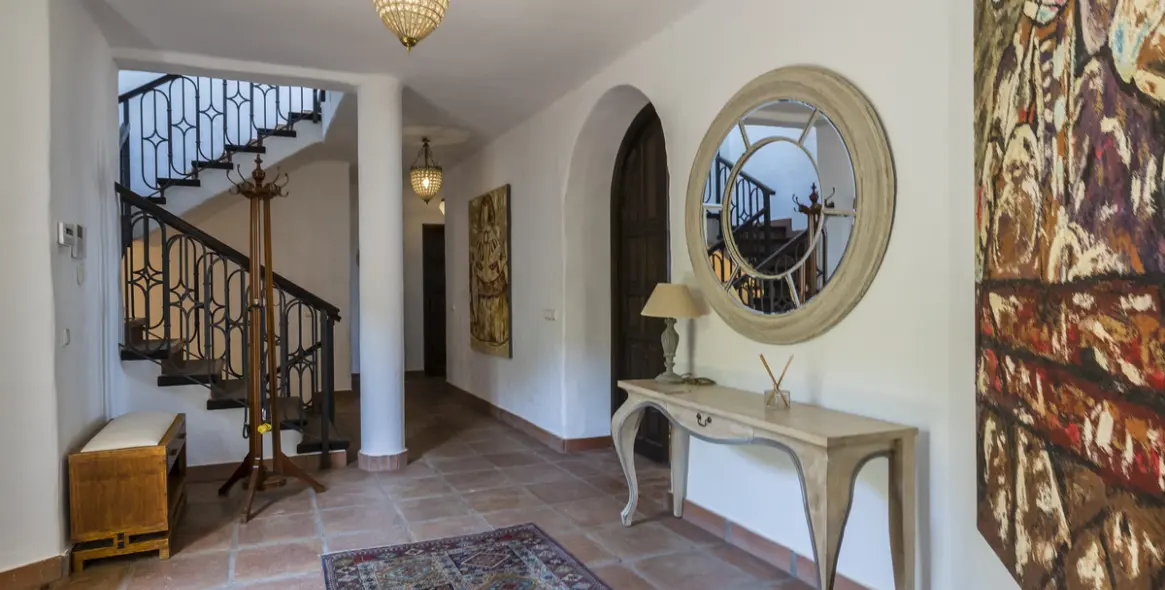 Long-term rent of detached villa in Benahavís 2
