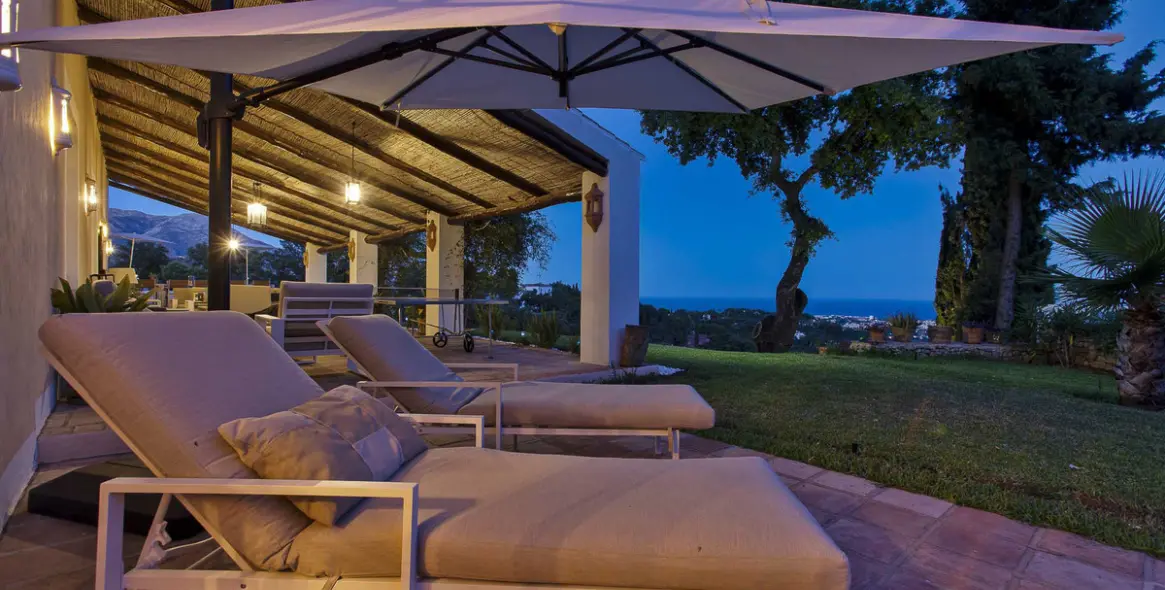 Long-term rent of detached villa in Benahavís 12