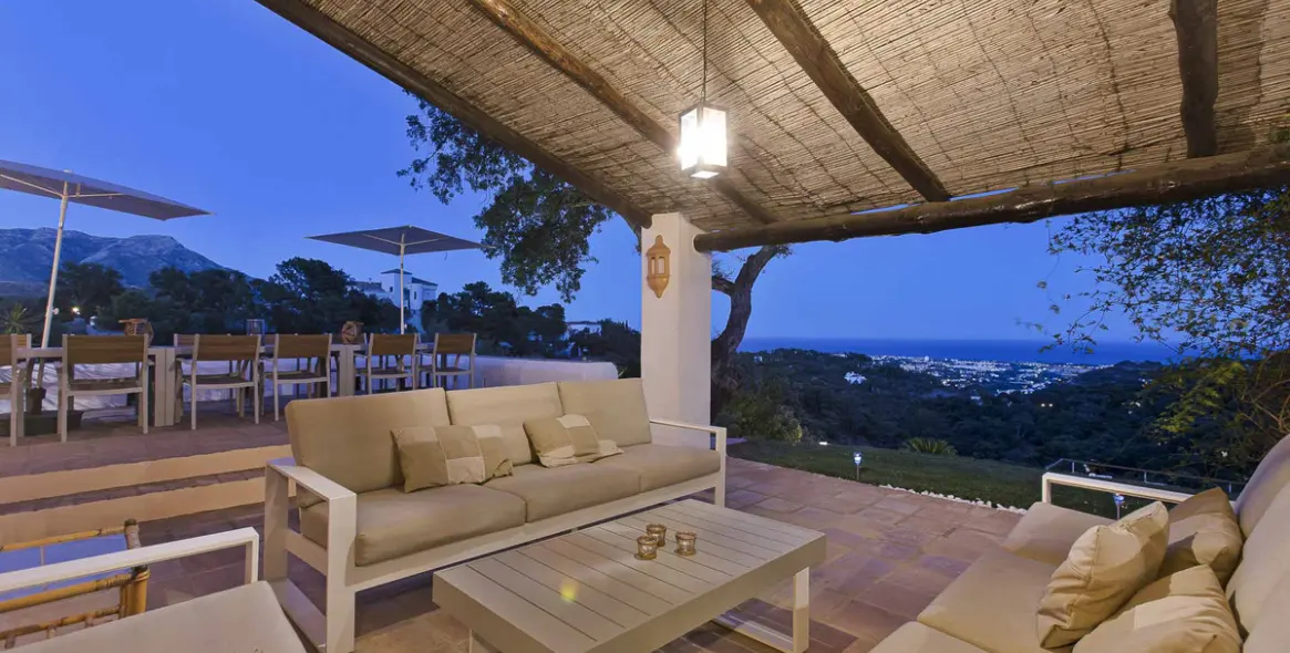 Long-term rent of detached villa in Benahavís 13