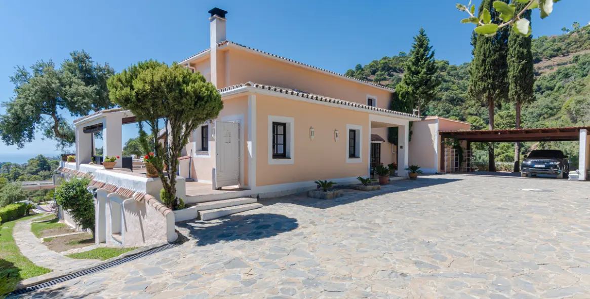 Long-term rent of detached villa in Benahavís 27