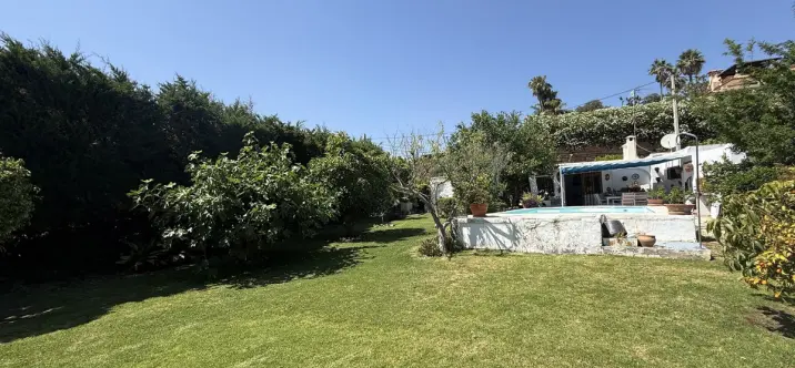 Venta de finca - cortijo en Estepona 0