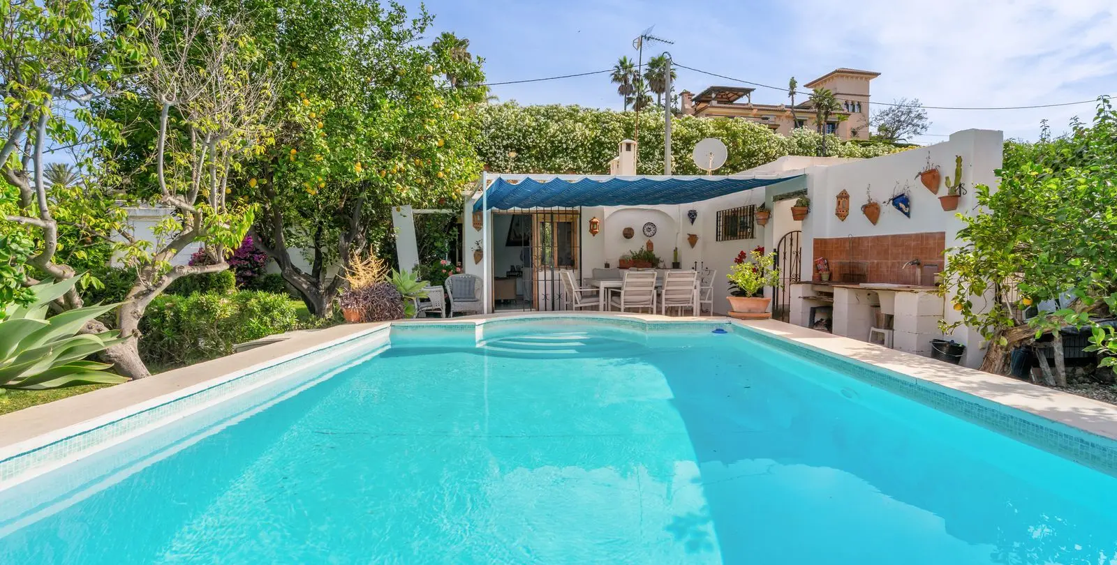 Sale of finca - cortijo in Estepona 2