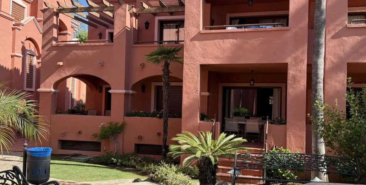Venta de apartamento en planta baja en Nueva Andalucía 4