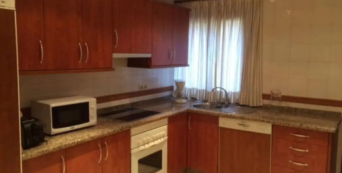 Venta de apartamento en planta baja en Nueva Andalucía 10