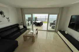 Image 6 thumb